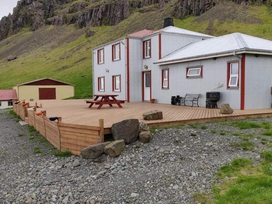 Guesthouse Stekkatun Skálafell Kültér fotó